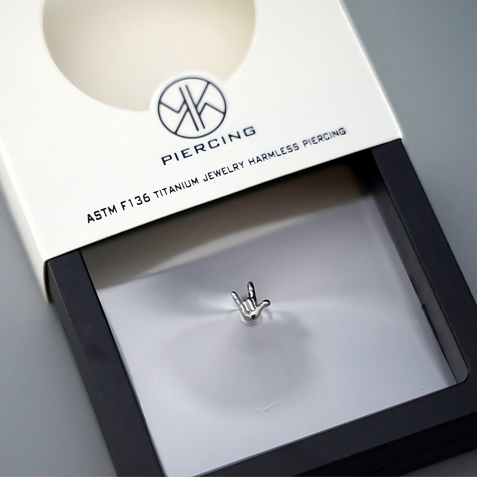 Titanium Stud Earrings Interna - Body Jewelry Jewelry Box ulasan dan harga