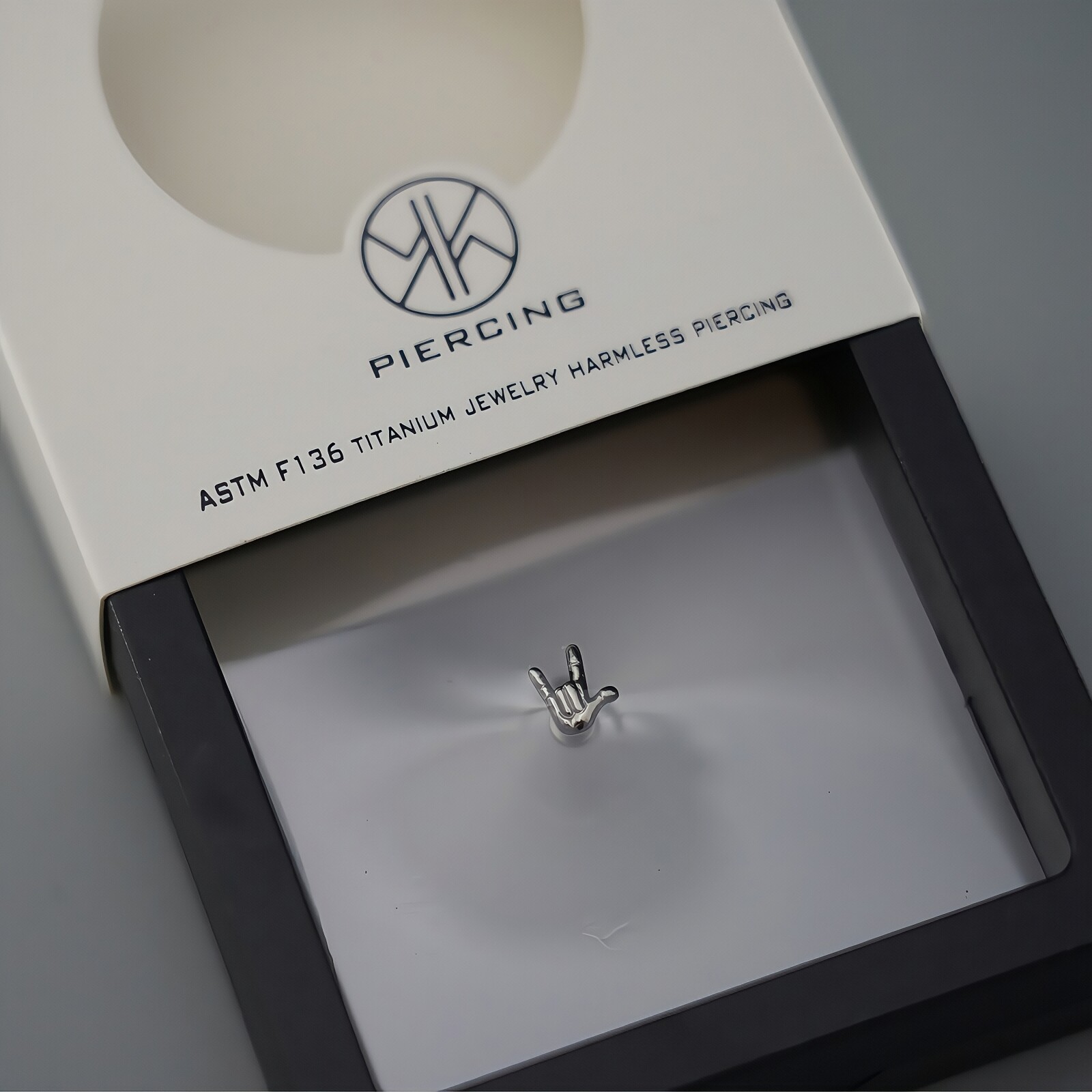 Titanium Stud Earrings Interna - Body Jewelry Jewelry Box ulasan dan harga